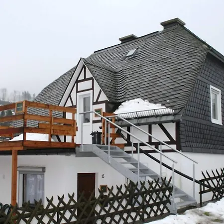 Helle Bei Mit Terrasse Appartement *