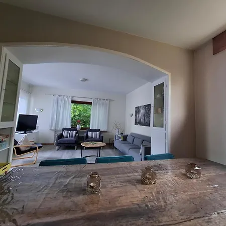 Helle Bei Mit Terrasse וילינגן