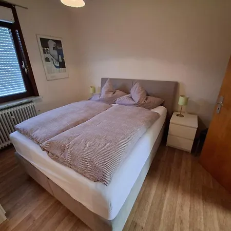 דירה Helle Bei Mit Terrasse וילינגן