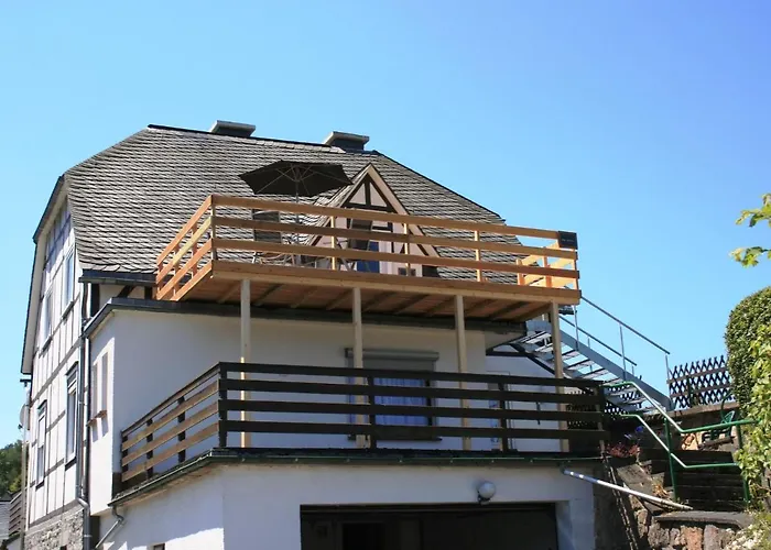 Helle Bei Mit Terrasse Apartman *